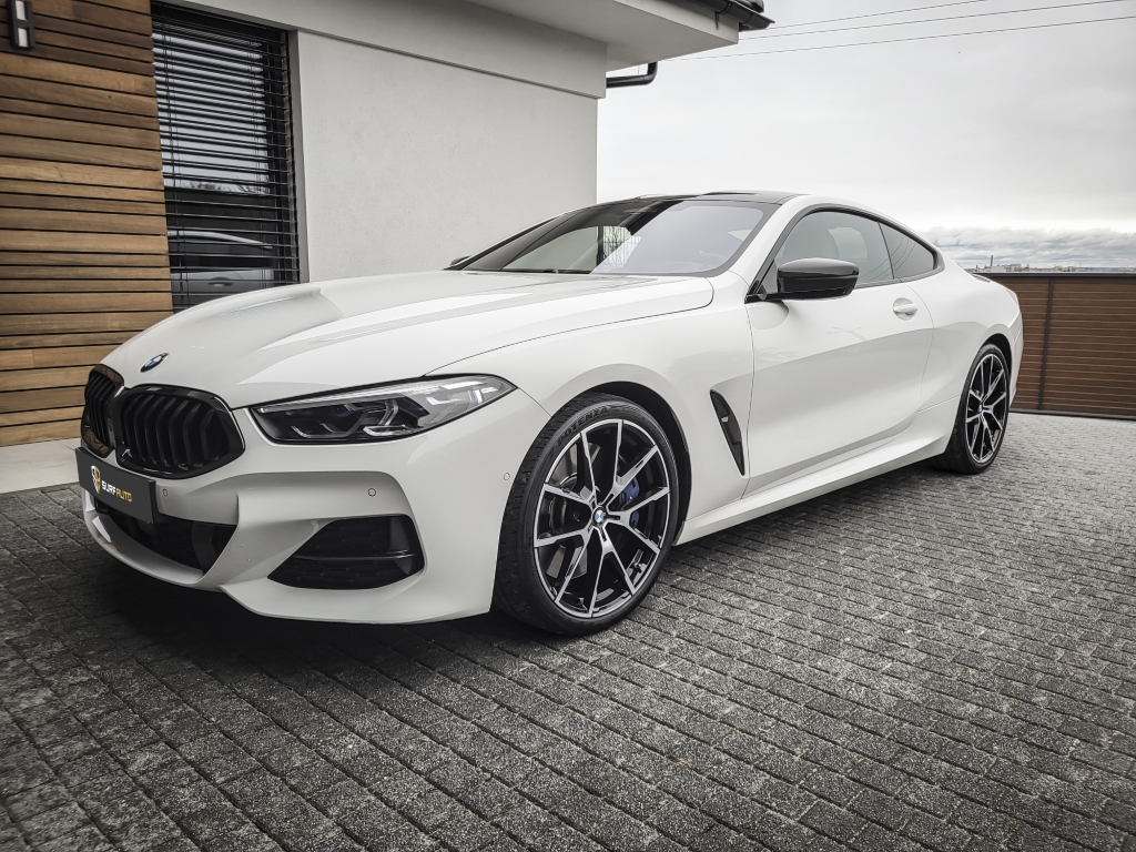 BMW 840i