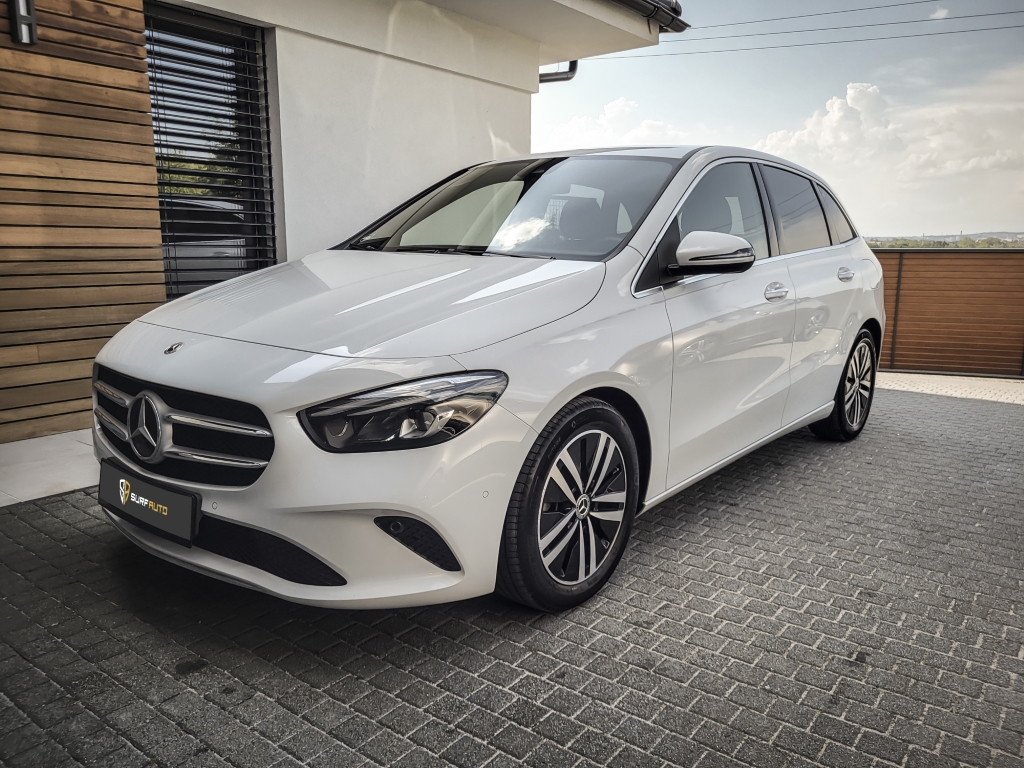 Mercedes-Benz B 200